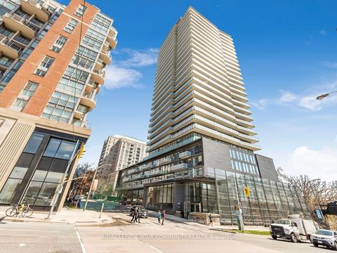 1206 - 1815 Yonge St, Condo with 1 bedrooms, 1 bathrooms and 1 parking in Toronto ON | Card Image