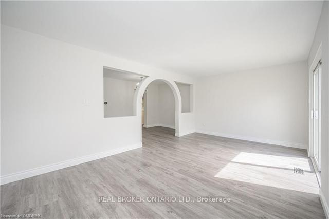126 - 20 Glenvale Dr, Townhouse with 4 bedrooms, 3 bathrooms and 1 parking in Hamilton ON | Image 26