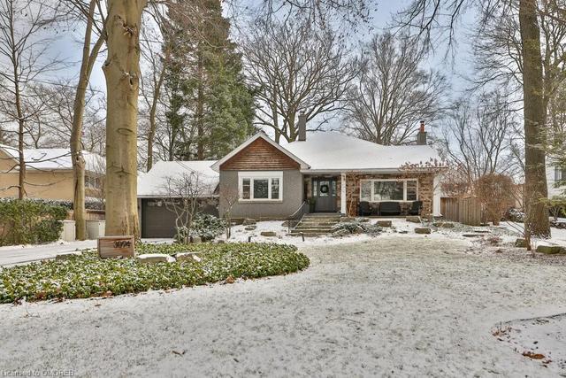 3094 Woodland Park Drive, House detached with 5 bedrooms, 3 bathrooms and 8 parking in Burlington ON | Image 1