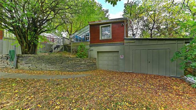 14 Murray St, House detached with 4 bedrooms, 3 bathrooms and 8 parking in Brampton ON | Image 20