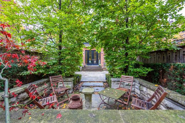 95 Bedford Rd, House semidetached with 4 bedrooms, 4 bathrooms and 0 parking in Toronto ON | Image 33