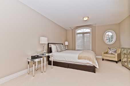 th 63 - 113 The Queensway Ave, Townhouse with 3 bedrooms, 3 bathrooms and 1 parking in Toronto ON | Image 4