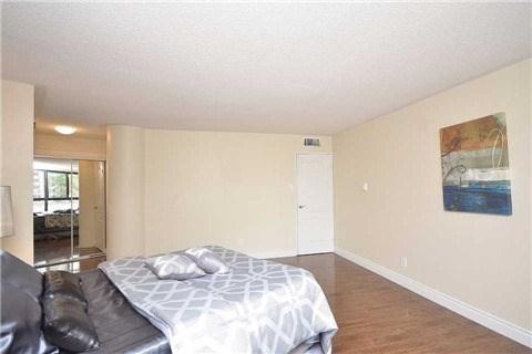 209 - 1300 Bloor St, Condo with 2 bedrooms, 2 bathrooms and 1 parking in Mississauga ON | Image 7