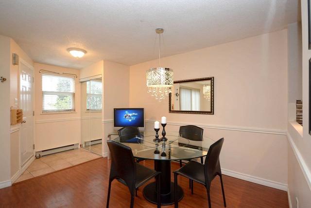 305 - 3055 Tomken Rd, Townhouse with 2 bedrooms, 1 bathrooms and 1 parking in Mississauga ON | Image 9