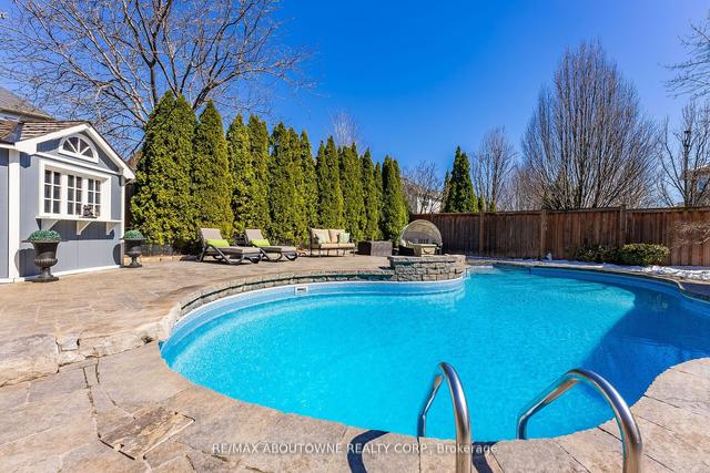4263 Clubview Dr, House detached with 4 bedrooms, 4 bathrooms and 6 parking in Burlington ON | Image 24