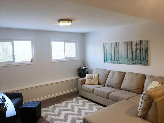 1089 Lamar Pl, House detached with 2 bedrooms, 3 bathrooms and 3 parking in Kamloops BC | Image 10