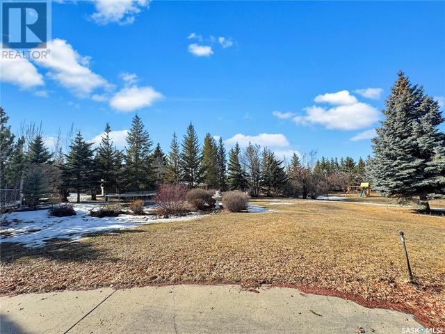 8 West Park Drive, House detached with 5 bedrooms, 3 bathrooms and null parking in Battleford SK | Image 32