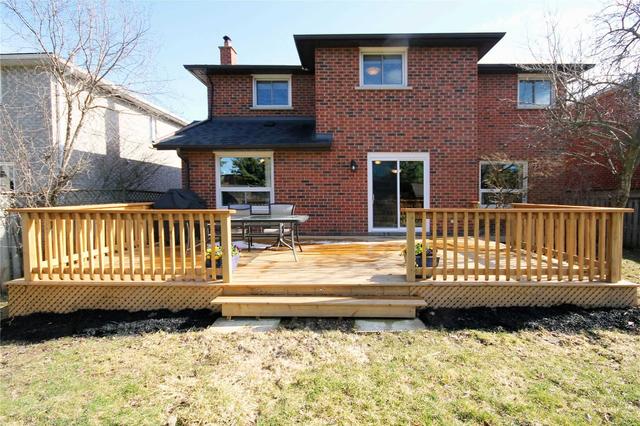 79 Doris Cres, House detached with 4 bedrooms, 3 bathrooms and 8 parking in Newmarket ON | Image 31