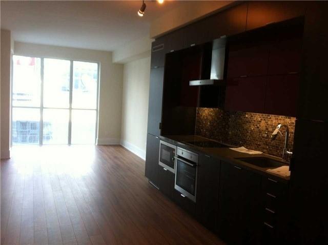 1807 - 300 Front St W, Condo with 1 bedrooms, 1 bathrooms and null parking in Toronto ON | Image 3