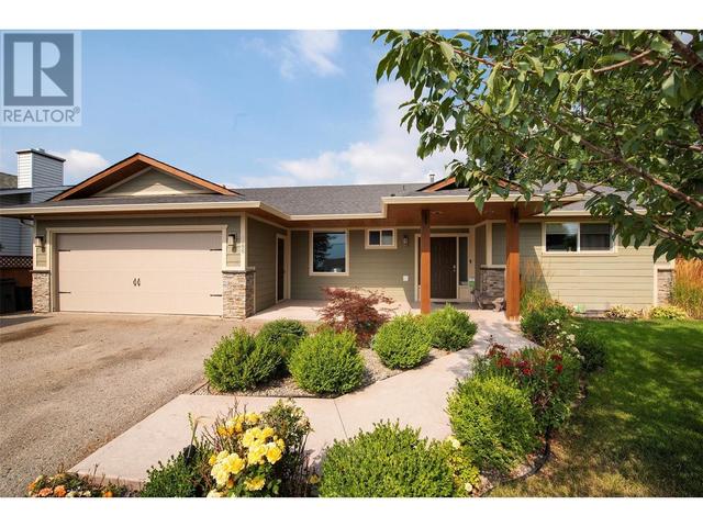 2188 Peters Road, House detached with 4 bedrooms, 3 bathrooms and 6 parking in West Kelowna BC | Image 1
