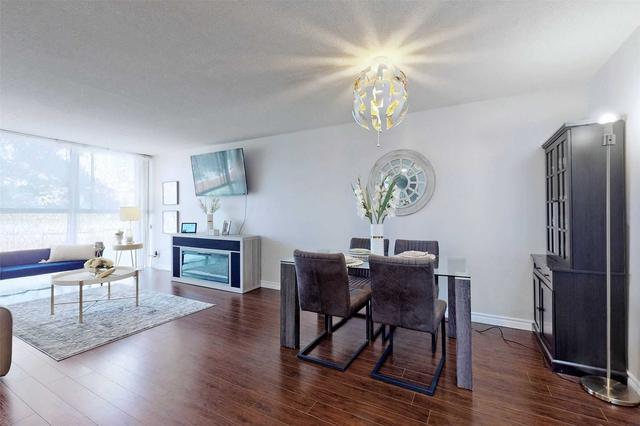 101 - 25 Trailwood Dr, Condo with 2 bedrooms, 2 bathrooms and 1 parking in Mississauga ON | Image 5