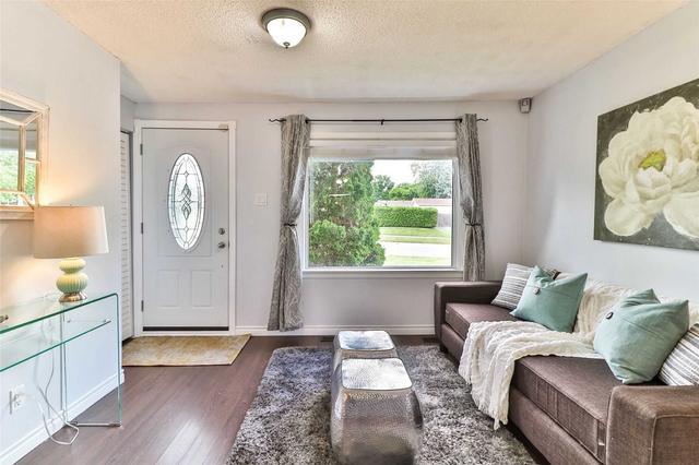 363 Annapolis Ave, House detached with 2 bedrooms, 1 bathrooms and 6 parking in Oshawa ON | Image 40