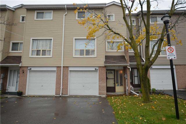 33 Enmount Dr, Townhouse with 3 bedrooms, 2 bathrooms and 1 parking in Brampton ON | Image 1