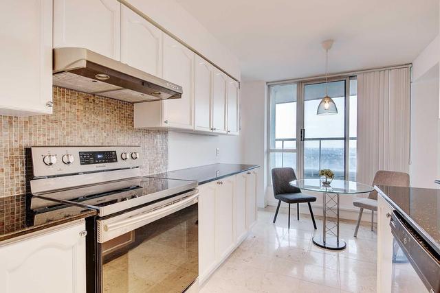 3806 - 23 Hollywood Ave, Condo with 2 bedrooms, 2 bathrooms and 1 parking in Toronto ON | Image 8