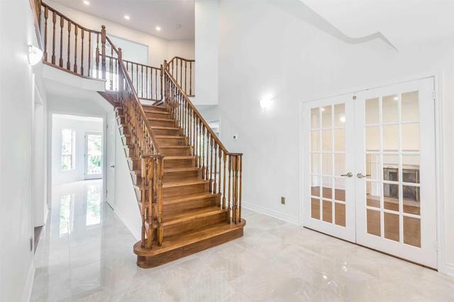 1272 Fieldcrest Lane, House detached with 6 bedrooms, 5 bathrooms and 4 parking in Oakville ON | Image 2