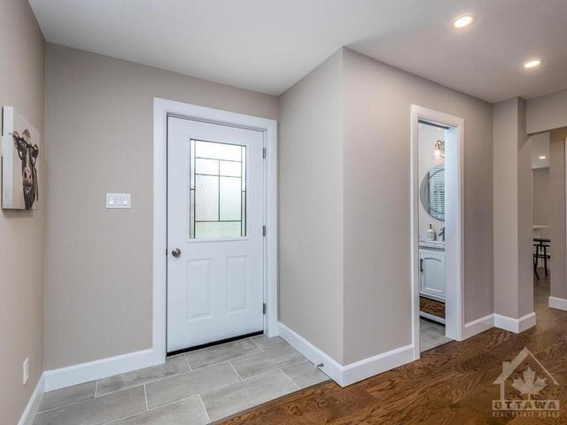 39 Rochester Street, House detached with 4 bedrooms, 3 bathrooms and 4 parking in Carleton Place ON | Image 3