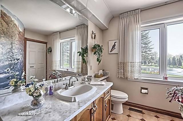 8 Peter Schneider Dr, House detached with 4 bedrooms, 3 bathrooms and 10 parking in East Gwillimbury ON | Image 12