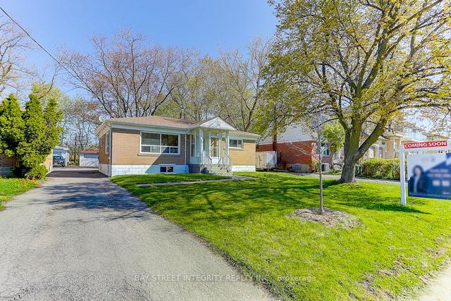 20 Rural Ave, House detached with 3 bedrooms, 4 bathrooms and 4 parking in Toronto ON | Image 1