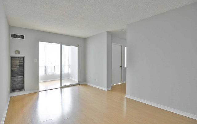 1014 - 155 Hillcrest Ave, Condo with 2 bedrooms, 1 bathrooms and 1 parking in Mississauga ON | Image 26