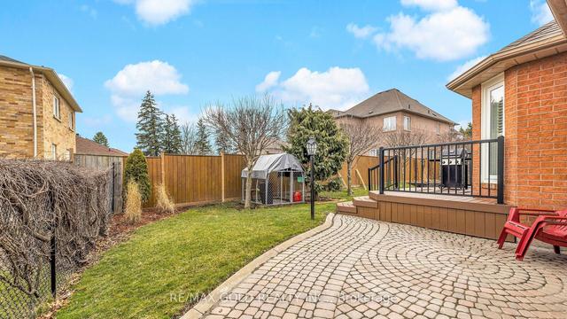 7 Roycrest St, House detached with 3 bedrooms, 2 bathrooms and 7 parking in Brampton ON | Image 8