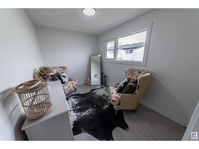 1093 Millbourne Rd E Nw, House attached with 3 bedrooms, 1 bathrooms and 2 parking in Edmonton AB | Image 27