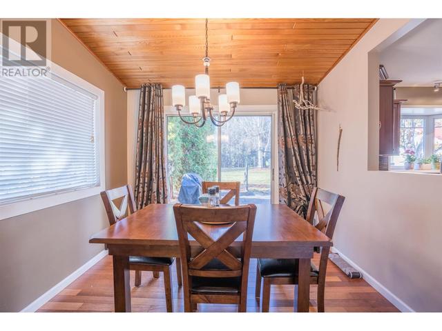 7125 Valleyview Drive, House detached with 5 bedrooms, 4 bathrooms and null parking in Prince George BC | Image 10
