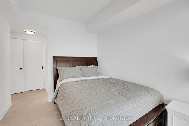 2008 - 36 Zorra St, Condo with 3 bedrooms, 2 bathrooms and 1 parking in Toronto ON | Image 15