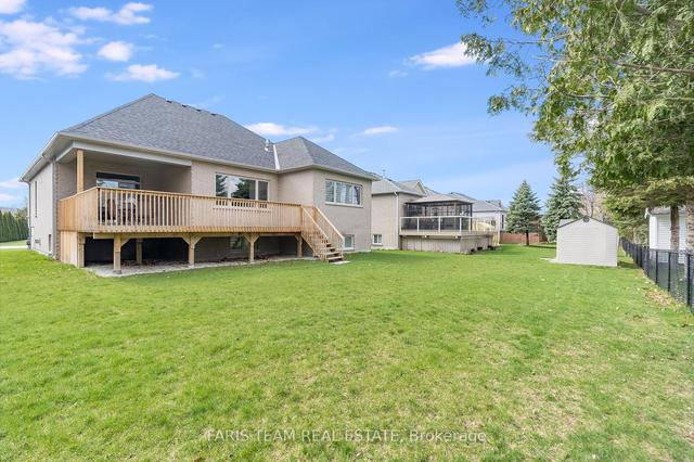 13 Fawndale Cres, House detached with 2 bedrooms, 3 bathrooms and 6 parking in Wasaga Beach ON | Image 22