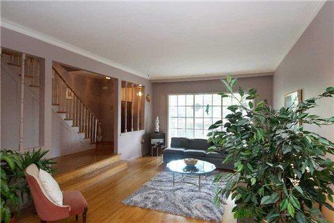 90 Rabbit Lane, House detached with 4 bedrooms, 3 bathrooms and 4 parking in Toronto ON | Image 4