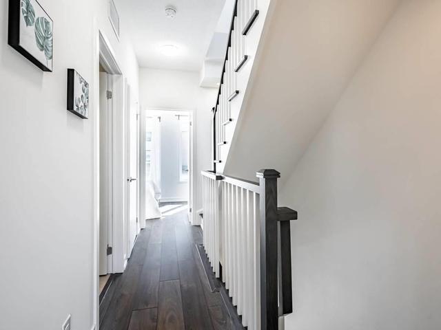 56 St David St, Townhouse with 3 bedrooms, 3 bathrooms and 2 parking in Toronto ON | Image 9