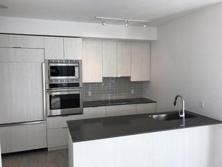 1703 - 56 Annie Craig Dr, Condo with 2 bedrooms, 2 bathrooms and 1 parking in Toronto ON | Image 2