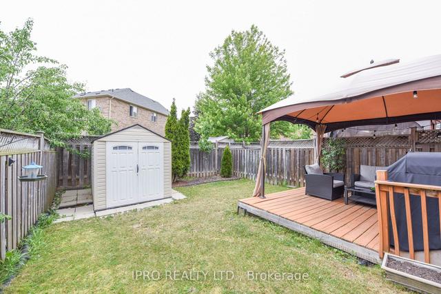 807 Gleeson Rd, House attached with 3 bedrooms, 4 bathrooms and 3 parking in Milton ON | Image 30