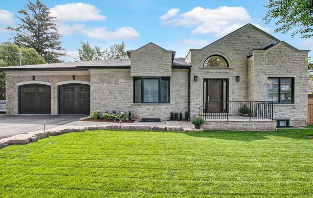 21 Windy Ridge Dr, House detached with 4 bedrooms, 7 bathrooms and 8 parking in Toronto ON | Image 12