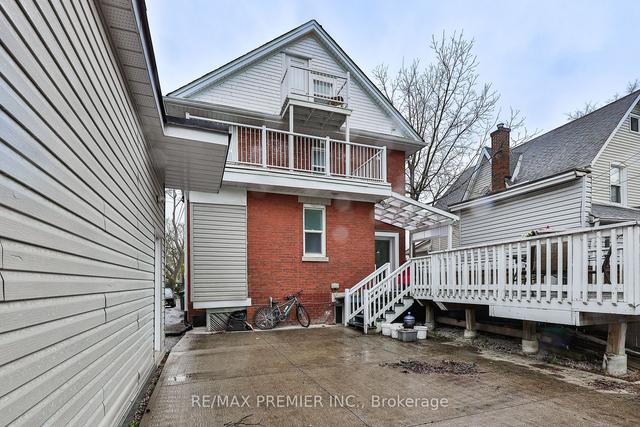 4 Rosedale Ave, House detached with 5 bedrooms, 4 bathrooms and 6 parking in Brampton ON | Image 35