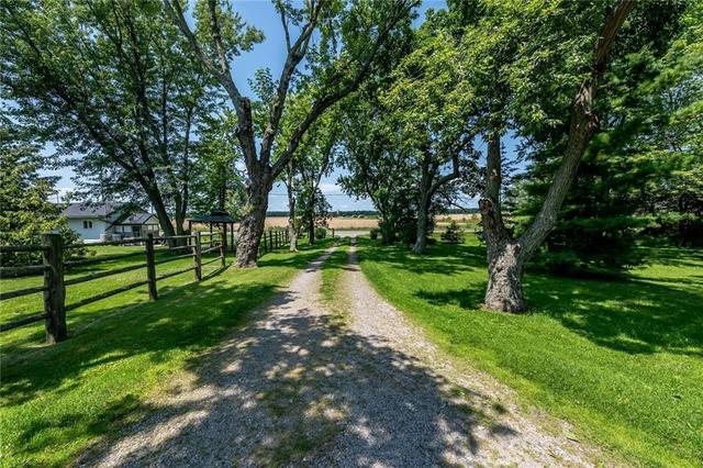 550 Lakeshore Road, House detached with 3 bedrooms, 2 bathrooms and 4 parking in Haldimand County ON | Image 29