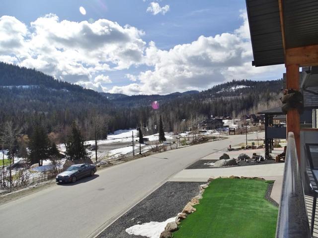 958 Redstone Drive, House detached with 4 bedrooms, 2 bathrooms and 4 parking in Rossland BC | Image 41