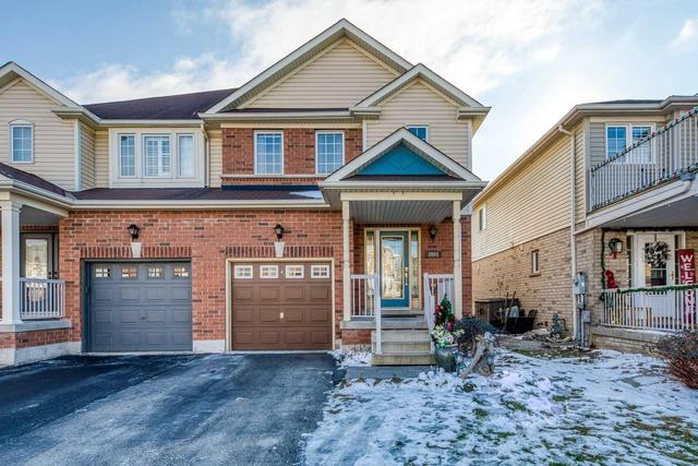 1001 Donnelly St, House semidetached with 3 bedrooms, 3 bathrooms and 3 parking in Milton ON | Image 1