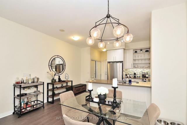 ph10 - 55 Oneida Cres, Condo with 2 bedrooms, 2 bathrooms and 1 parking in Richmond Hill ON | Image 2