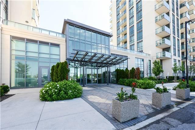 305 - 45 Yorkland Blvd, Condo with 1 bedrooms, 1 bathrooms and 1 parking in Brampton ON | Image 2