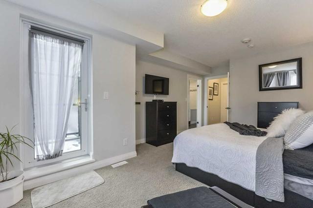 at2 - 53 Arthur St S, Townhouse with 2 bedrooms, 3 bathrooms and 1 parking in Guelph ON | Image 17