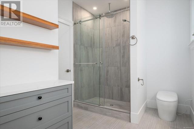 5 foot Shower in the Ensuite | Image 21