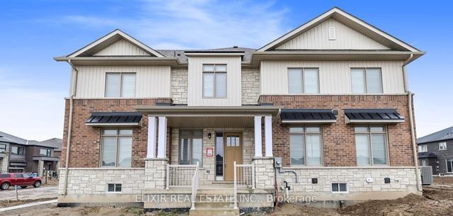 18 Capton St W, House attached with 4 bedrooms, 3 bathrooms and 2 parking in Brantford ON | Image 1