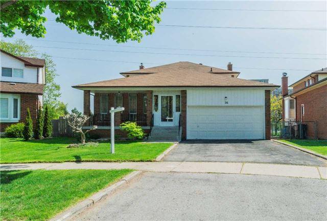 26 Ellenhall Sq, House detached with 4 bedrooms, 3 bathrooms and 2 parking in Toronto ON | Image 1