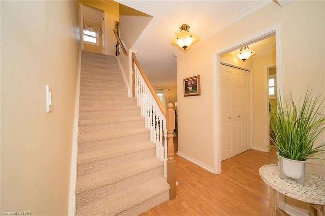 5890 Aspen Crt, House detached with 3 bedrooms, 4 bathrooms and 4 parking in Niagara Falls ON | Image 25