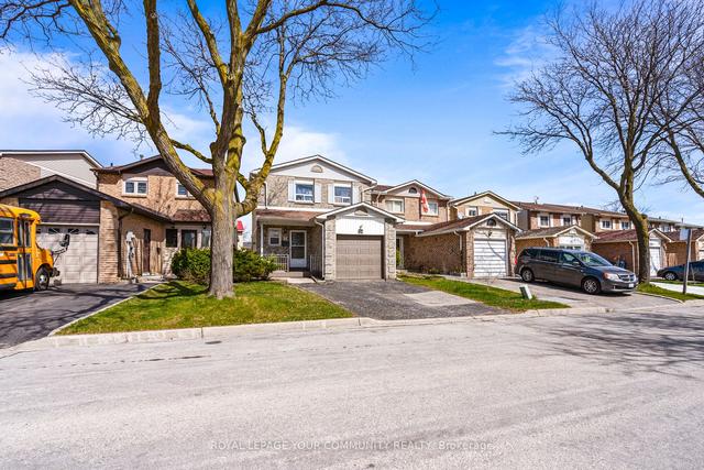 14 Shady Glen Rd, House detached with 4 bedrooms, 3 bathrooms and 5 parking in Toronto ON | Image 12