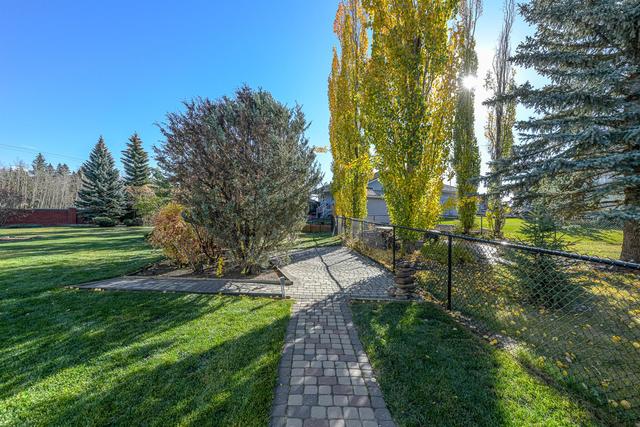 9209 50 Avenue, House detached with 4 bedrooms, 3 bathrooms and 4 parking in Grande Prairie County No. 1 AB | Image 46