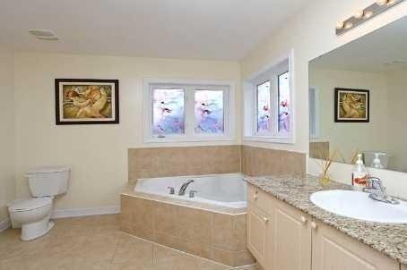 upper - 29 Seward Dr, House detached with 3 bedrooms, 3 bathrooms and 2 parking in Ajax ON | Image 4