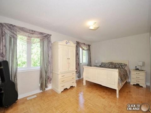 83 Bonnydon Cres, House detached with 4 bedrooms, 4 bathrooms and 2 parking in Toronto ON | Image 6