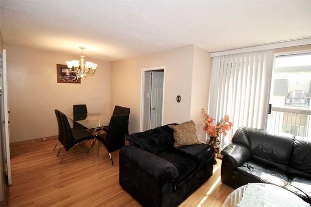 109 - 1624 Bloor St, Townhouse with 3 bedrooms, 2 bathrooms and 2 parking in Mississauga ON | Image 4