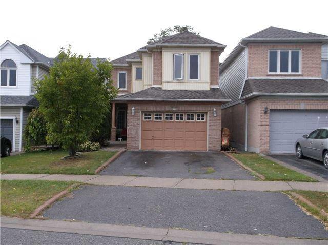 50 Hoodgate Dr, House detached with 3 bedrooms, 3 bathrooms and 4 parking in Whitby ON | Image 1